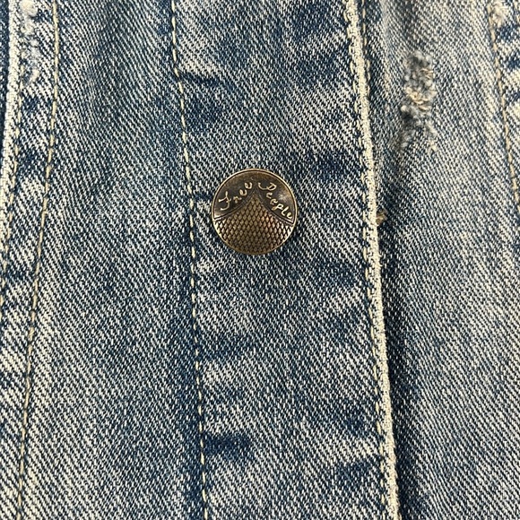 Free People Distressed Denim Jacket with Attached Knit Sleeves and Hood -s/p - Picture 5 of 11
